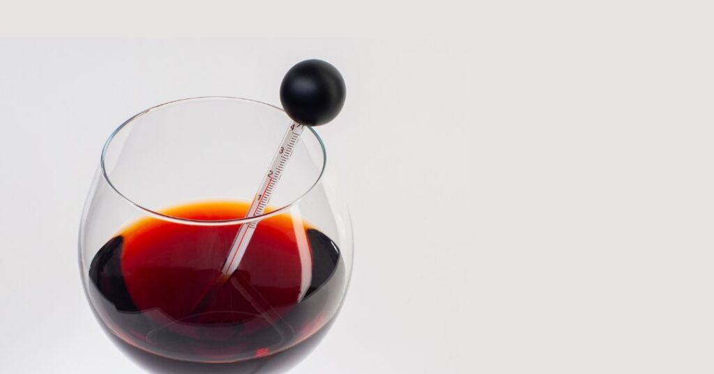 Conserto de Adega Climatizada em Aparecida de Goiânia | Assistência Perto de Mim Temperatura inadequada para vinhos